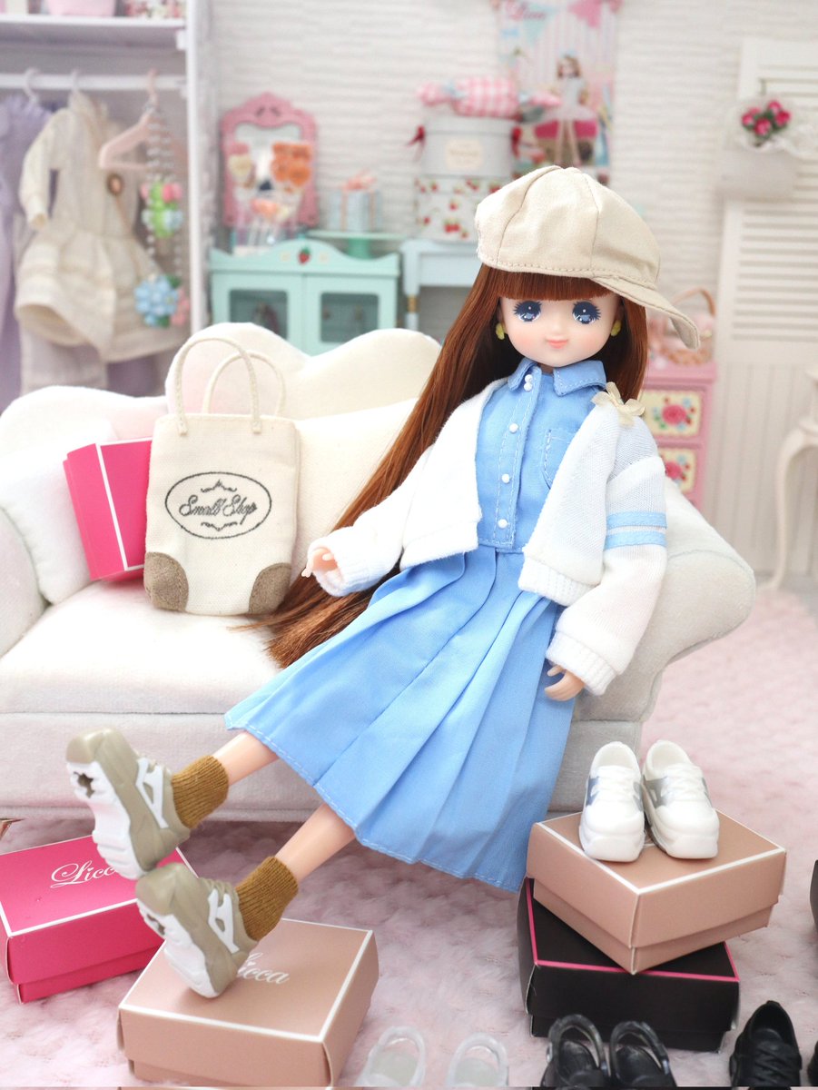 ✨新品希少44❣✨定価¥22000❣秋〜まるでリカちゃん❣✨セレブきちんと膝下✨ 🎀 ⁡ 秋の始まり🍂 ⁡ おつぶさんにはまだしばらく 秋はやって来