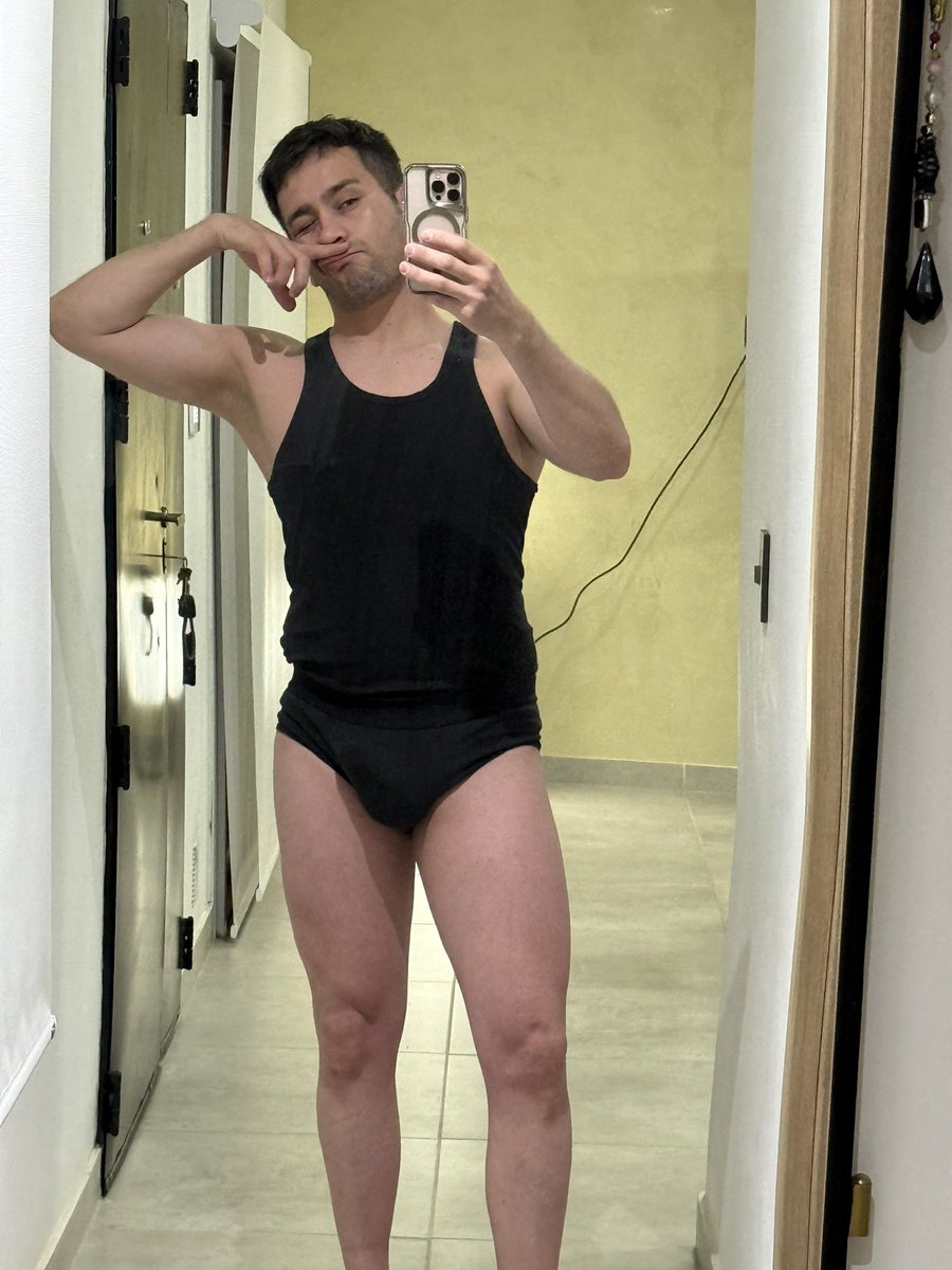 bivan16's tweet image. 