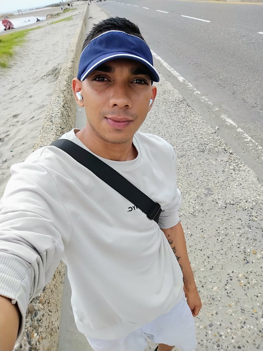 ArciniegasIssac's tweet photo. 🏝️❤️ https://t.co/hQWMEb6i3I