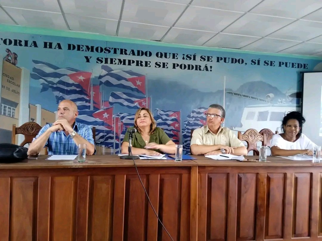 El Pleno del Comité Municipal del Partido de Camajuaní aprobó la promoción de la compañera Litzandra Salazar Manso como primera secretaria en el territorio, en lugar de Alexis Pérez Batista, quien fue liberado para ocupar otra responsabilidad dentro de la organización.