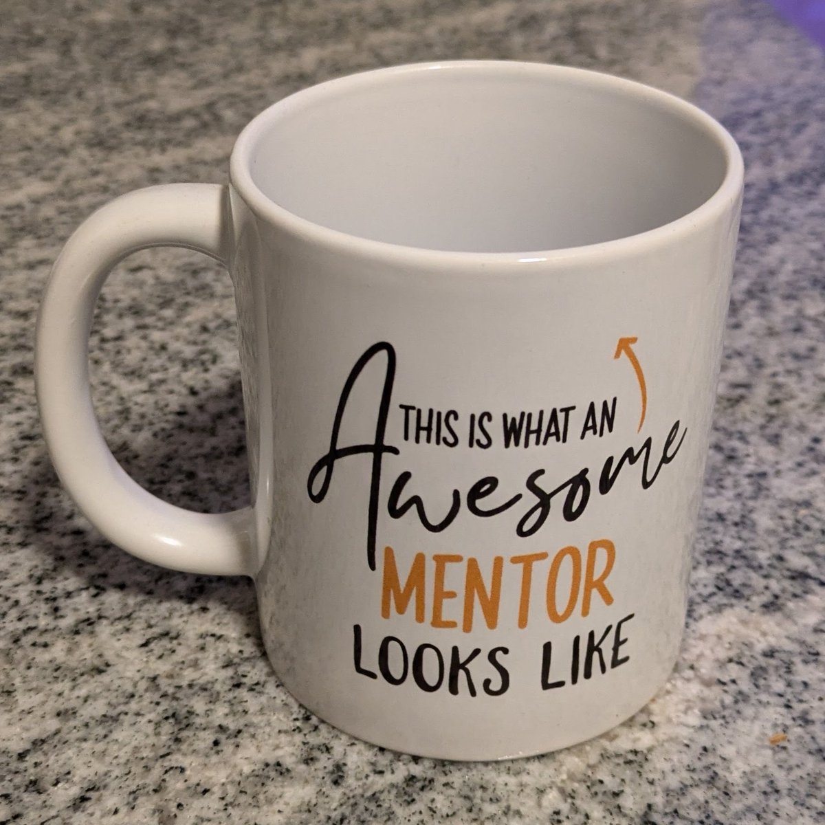 Bajji's tweet photo. I really enjoyed co-mentoring Arianny Mordan this summer, a talented student from the Workforce Development Program @DanaFarber. She gifted me a mug, but I’m too embarrassed to use it!
Excited to see all you’ll accomplish, Arianny!

Thanks to @mishabeltran for the support. https://t.co/GmrqFYv5RE