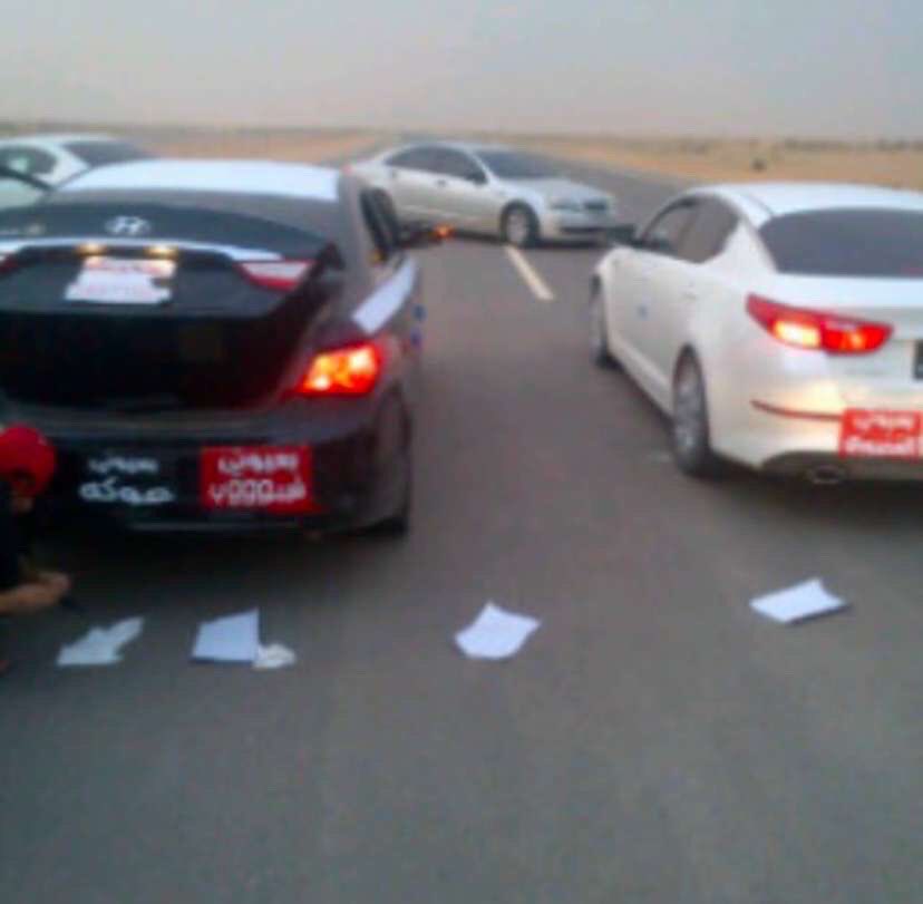 بعض الحكي ماودك انك تقوله
ياللي كلامك واجد وفعلك شوي

إما تقول الشي وكفك تطوله
ولا إحشم لسانك ولاتنطق بشي