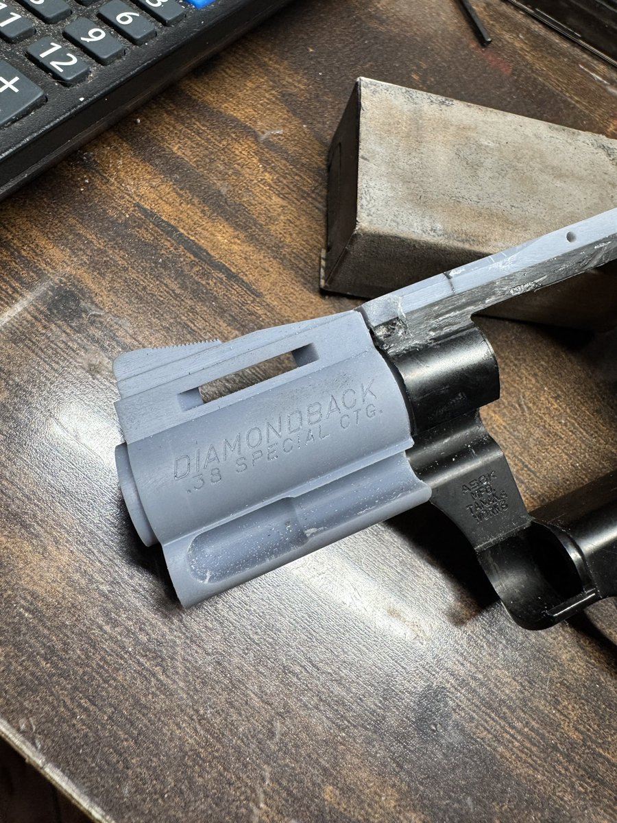 激レア　特大弾薬庫　軍モノ Guns_ok (@guns_ok): 