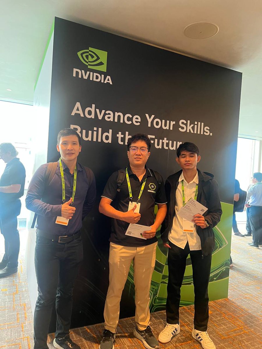 #Aiday with <a href="/BambooLabsXYZ/">Bamboo Labs</a> <a href="/HoangK65904/">HoangKhai</a> ,<a href="/minhlaPhuongne/">Annie_BBO</a>