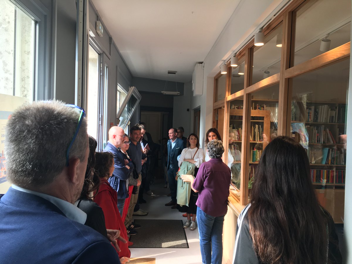 Samedi 20 septembre, Emmanuel Franco, Président du CAUE de la #Sarthe et Vice-Président du Conseil départemental, et Céline Levrard-Rouy, Directrice du CAUE 72, ont inauguré la bibliothèque du CAUE de la Sarthe, au Mans.

▶️Depuis fin 2024, le Conseil d’Architecture, d’Urbanisme