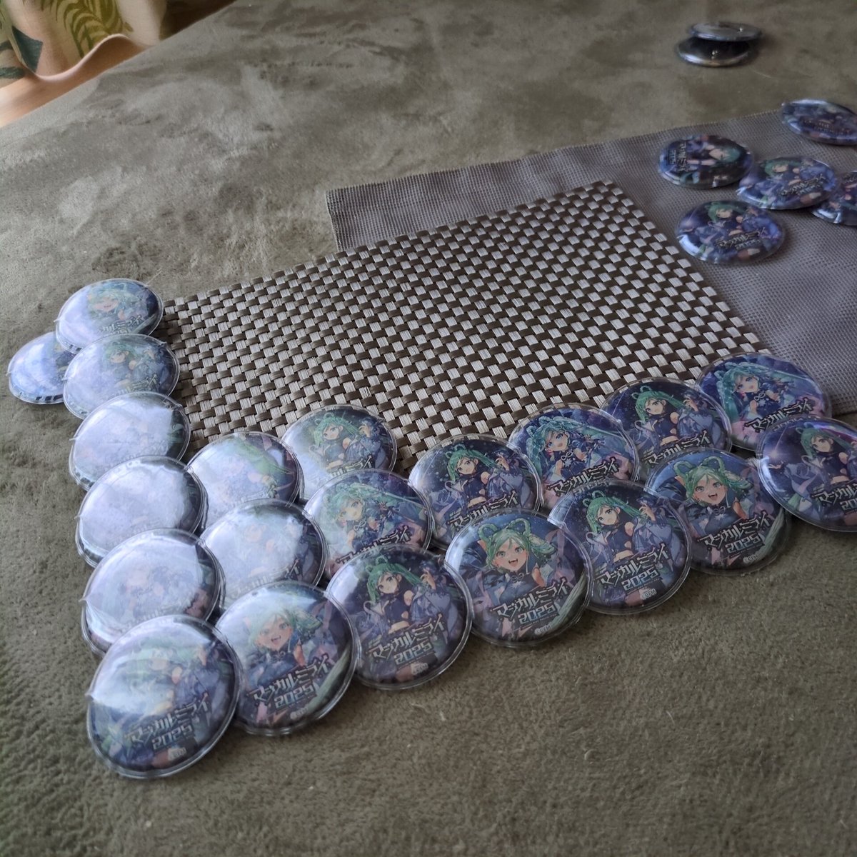 emu_maya's tweet image. じぶんめも
ランチョマット42個で組む場合
縦7 横3か4