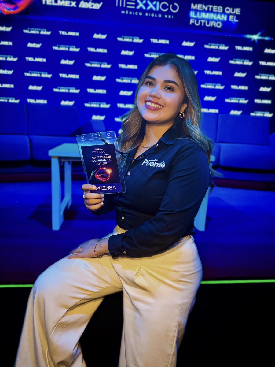 Hace unas semanas en la cobertura de #MexicoSigloXXI 2025 de la <a href="/fundaciontelmex/">Fund Telmex Telcel</a> en CDMX… 4 años consecutivos en el que hemos sido invitados en <a href="/ProyectoPuente/">Proyecto Puente</a> para la maratónica difusión de este magno evento 🙌🏻🎙️📸📲

#MSXXI