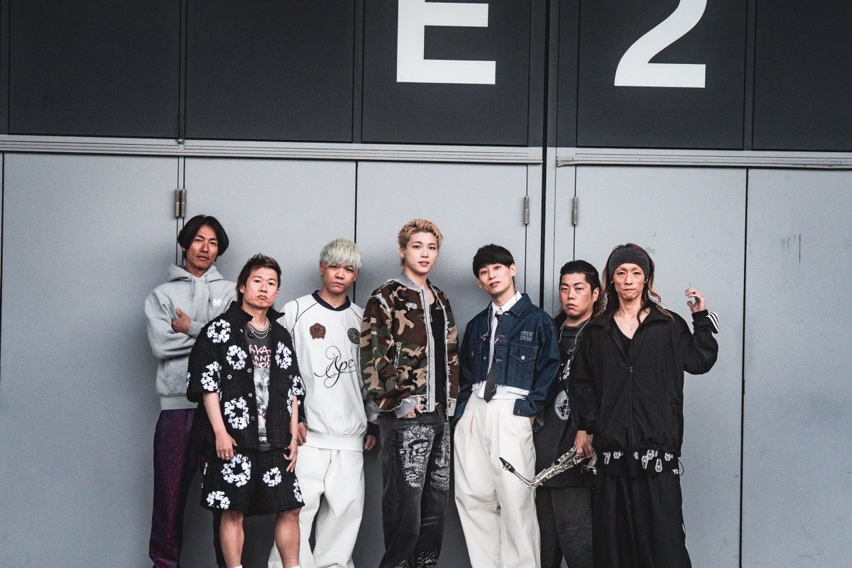 UVERworldのTAKUYA∞さんの歌声と言葉には、いつも心を動かされる。
ライブでの圧倒的な熱量、本当にすごい…🔥
これからもずっと尊敬しています。

#UVERworld
#TAKUYA∞
#清水琢也