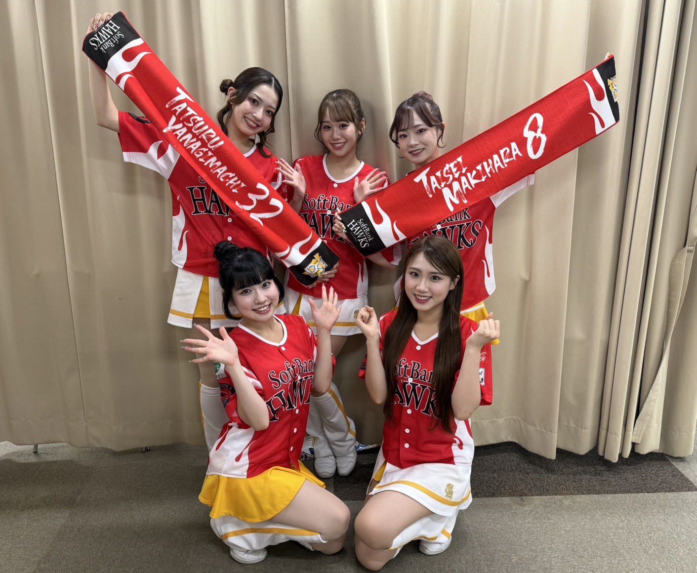 SoftBank HAWKS チアリーディングウェア 130 SoftBank HAWKS チアリーディングウェア 130 3 【KOTONA(福岡