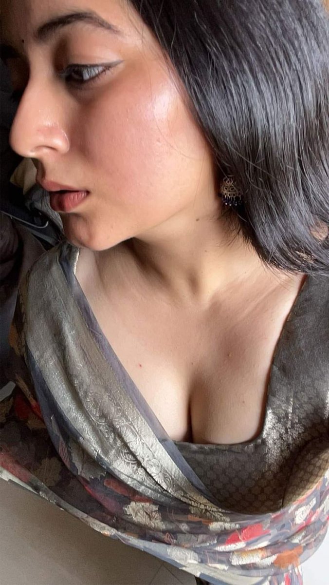 G1g7Iq9W8AADyJG?format=jpg&name=medium