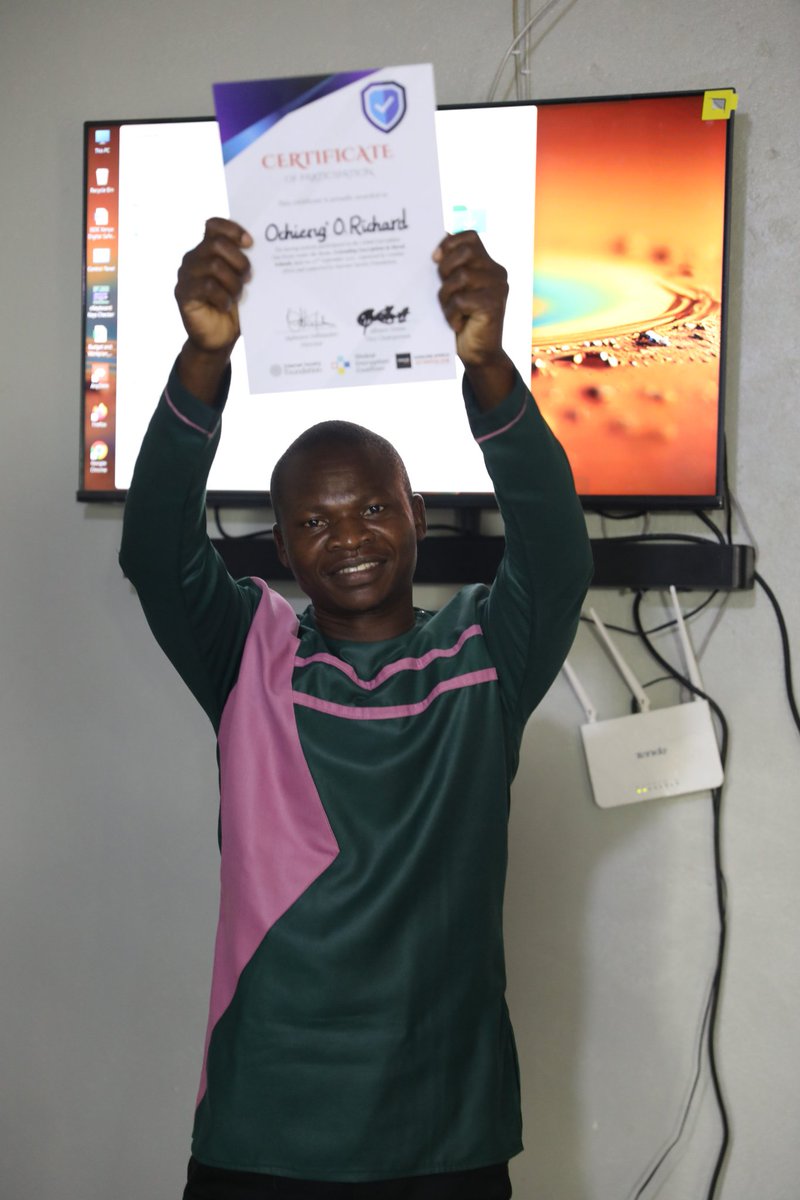 gonlineafrica's tweet image. We’re proud to have engaged community leaders & teachers from 22 rural schools in Nyatike during our #EncryptionDay event.
Together, we explored data security, best practices, and how #Encryption can strengthen trust & digital safety in schools.
#GlobalEncryptionDay25