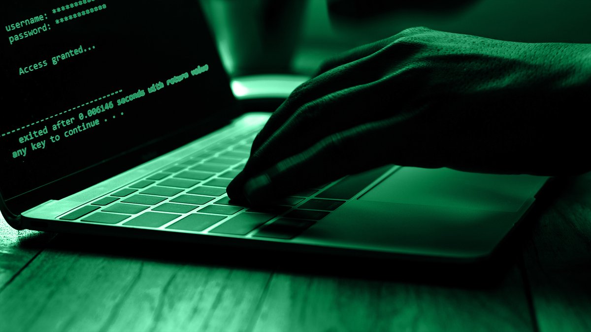 cryptobigbox's tweet photo. 🔥 CBB Hot: The UXLINK Hack Turned into a Double Blow

🔹 First, the Project Lost $45 Million, Part of which the Hacker Immediately Moved to Exchanges — and then the Hacker himself Fell Victim to Phishing, Losing another $48 Million. https://t.co/XcO4rxNZLd