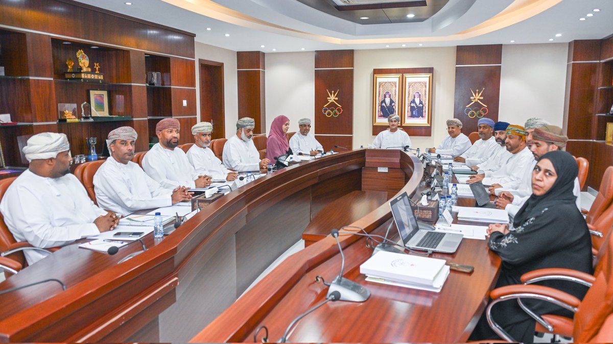 OmanOlympics's tweet image. 📸| عقد مجلس إدارة #اللجنة_الأولمبية_العُمانية صباح اليوم اجتماعه الثاني لهذا العام برئاسة صاحب السمو السيد عزان بن قيس آل سعيد رئيس اللجنة، وبحضور أعضاء المجلس.

▫️ التفاصيل: 
ooc.om/?p=7477