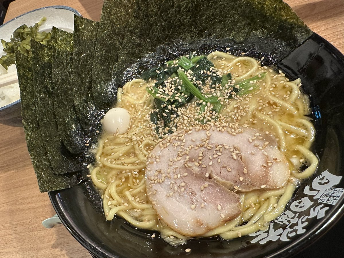 家系はライスを美味しく食べるための最高なおかず！