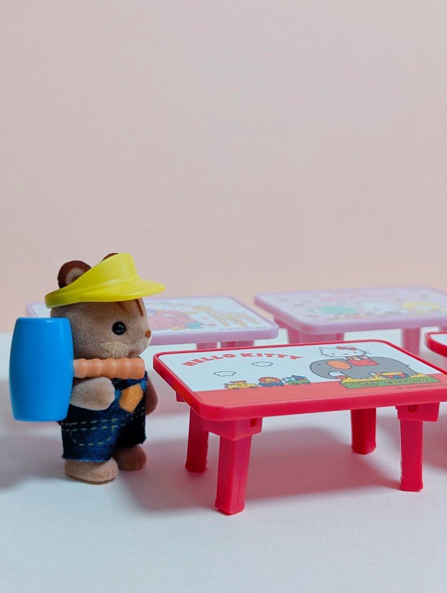 サンリオキャラクターズ minimini折りたたみテーブル 全6種 各400円