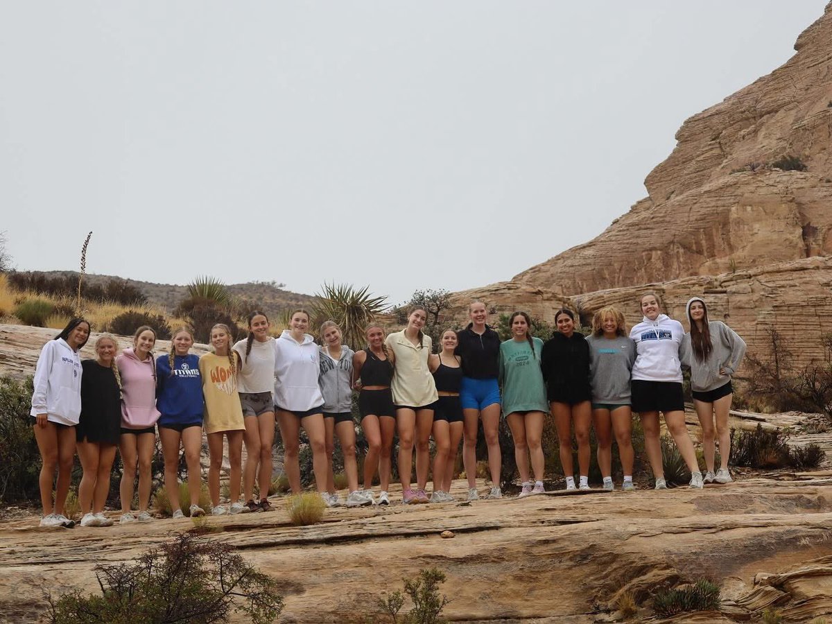 Papio South Titan Volleyball tweet media