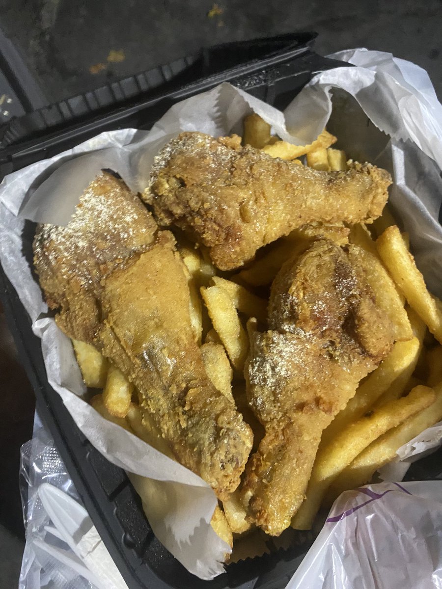 im2alias__'s tweet image. 😉