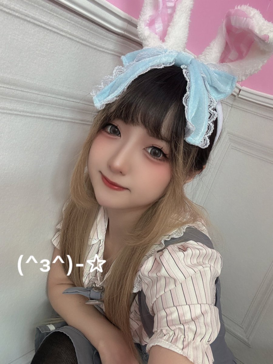 monoCLUB2020's tweet image. =============
モノクラブ学園
開校しました🎊
=============

🌻9月23日（火）🌻

✨️もしゅ@mosyu_monoclub 
✨️れい14時～@rei_merimero 

✨️ゆにゃ後半@yunya_monoclub 
✨️ぺろり後半@peloly_monoclub 
 
ご入学お待ちしております♡

 #ボードゲーム  #日本橋オタロード
 #コンカフェ