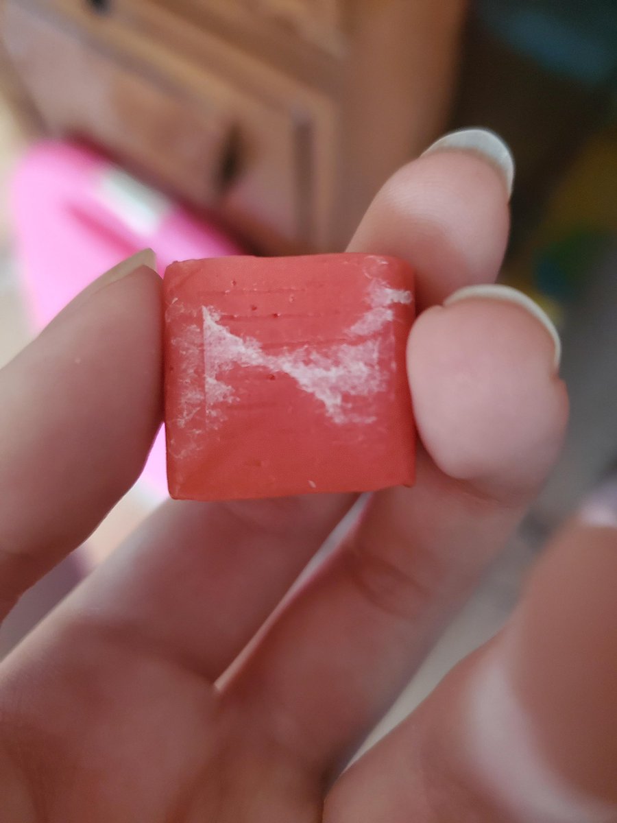 Sincre17's tweet image. That’s like saying you won’t eat a pink starburst with some paper it …. Girl feed me