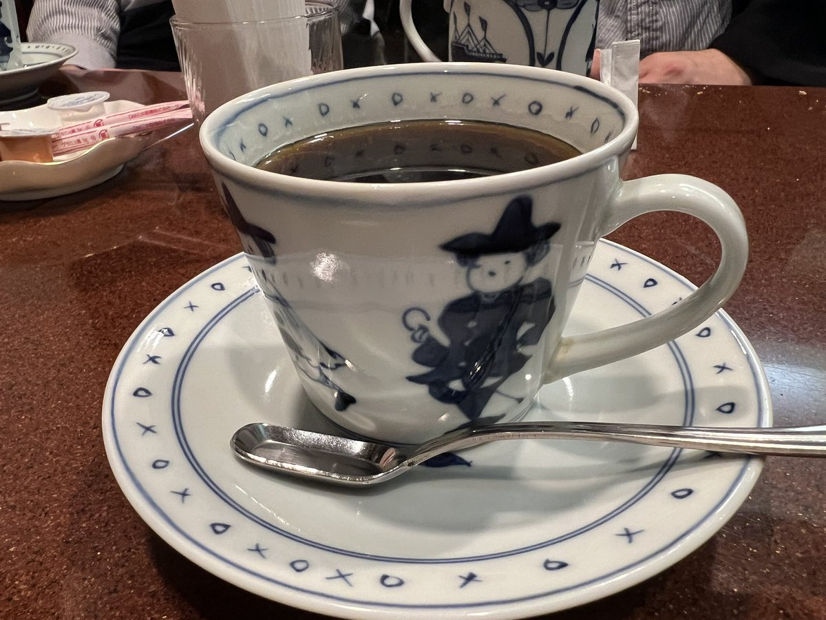 hideyahishiyama's tweet photo. カップがおしゃれだと飲んでて楽しい気持ちになりますね✨ https://t.co/zhXB2V30sI