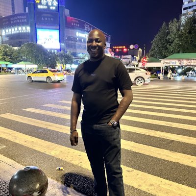 Toshdgr8's tweet photo. #NewProfilePic https://t.co/bJdmt371Mo