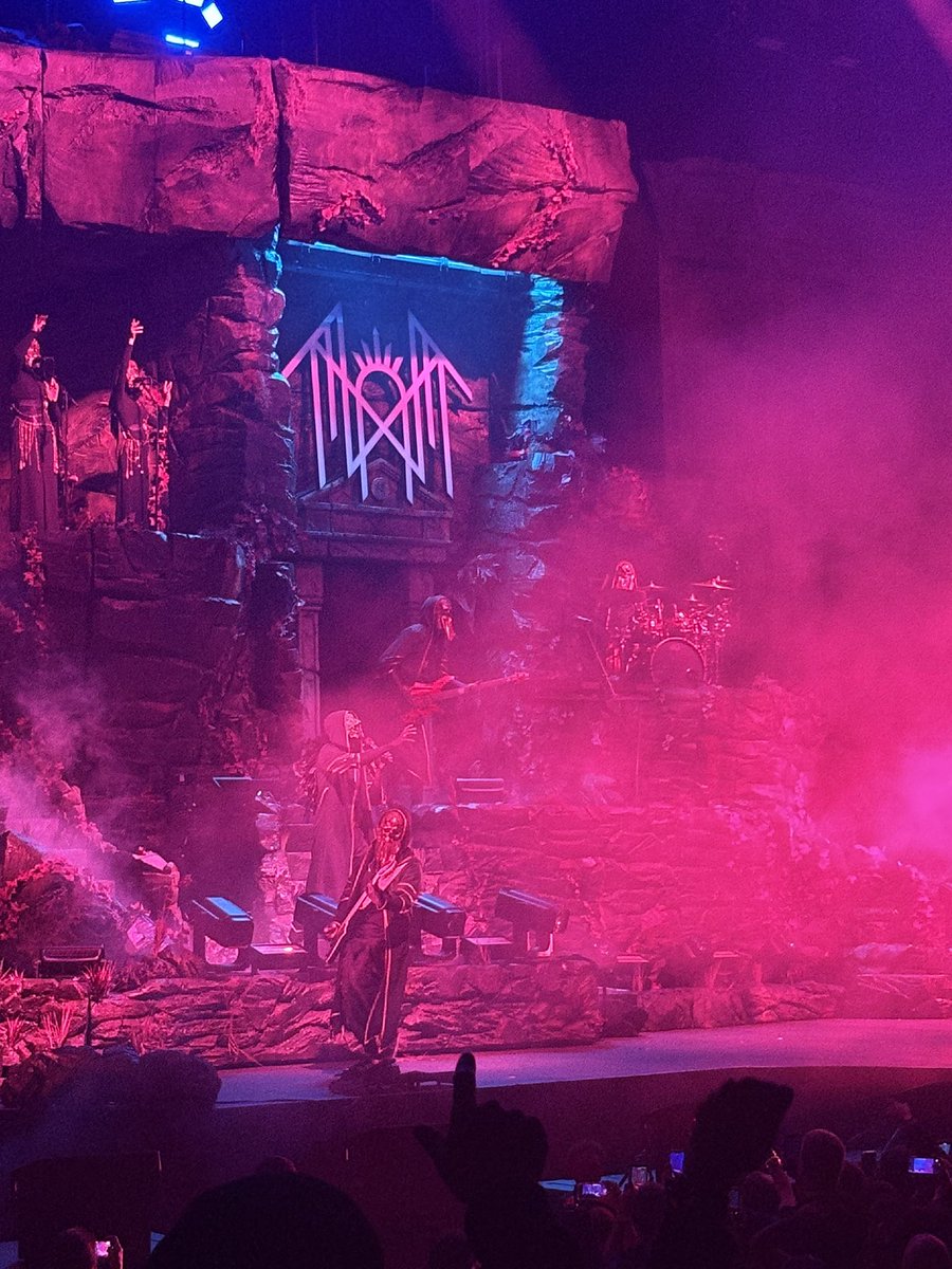 JulianG02's tweet photo. Sleep Token was unreal https://t.co/X2HFxRr4iL