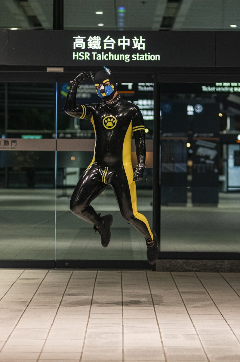 膠膠😼
📷<a href="/sam_rubber/">樂咖 LE-KA 🔜 BKK Fetish Ball</a>