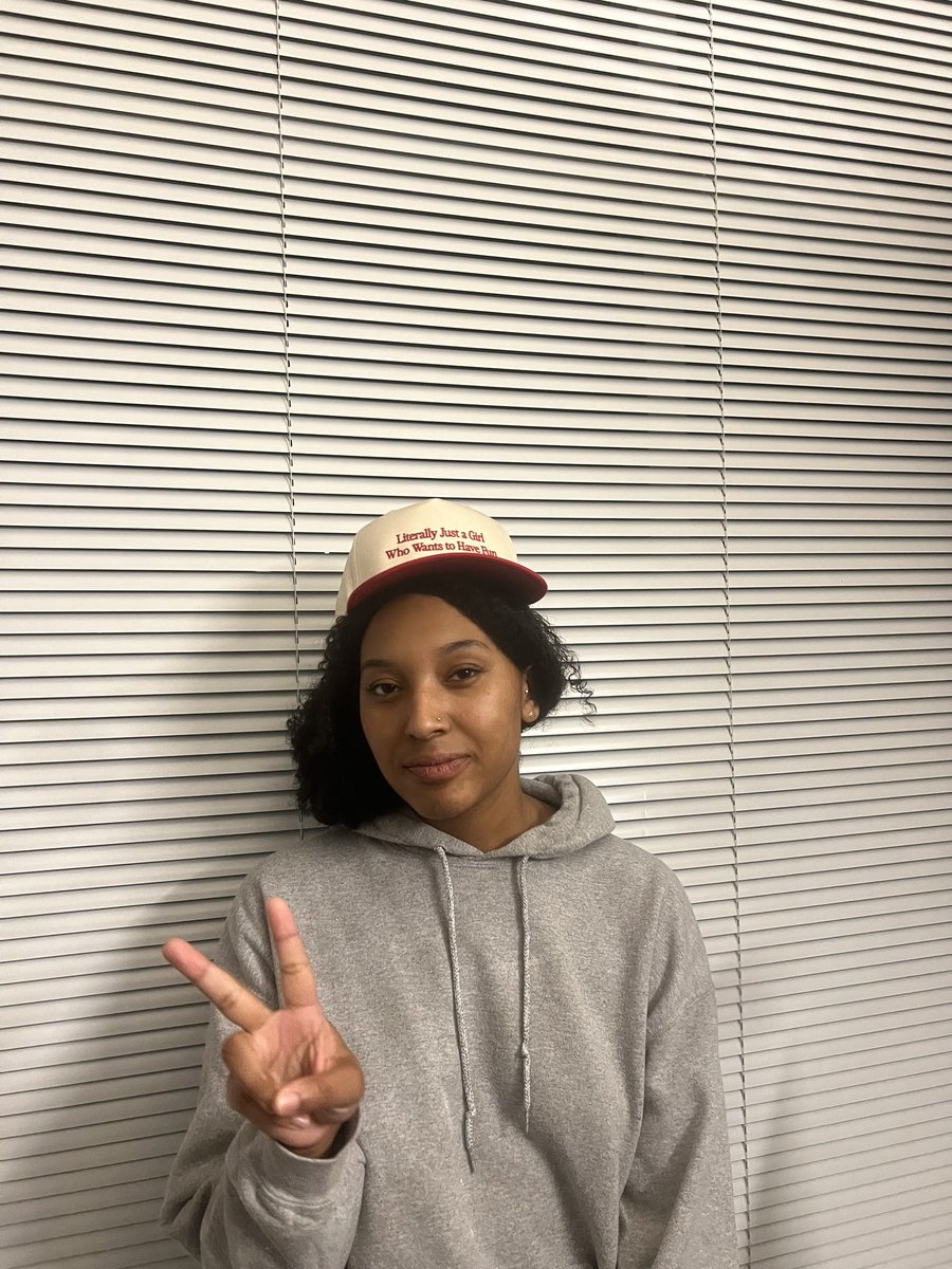 Stoop_Sounds's tweet image. russell merch 👀👀

#fashion #russelldickerson #famousbackhome #country #orchardambassador