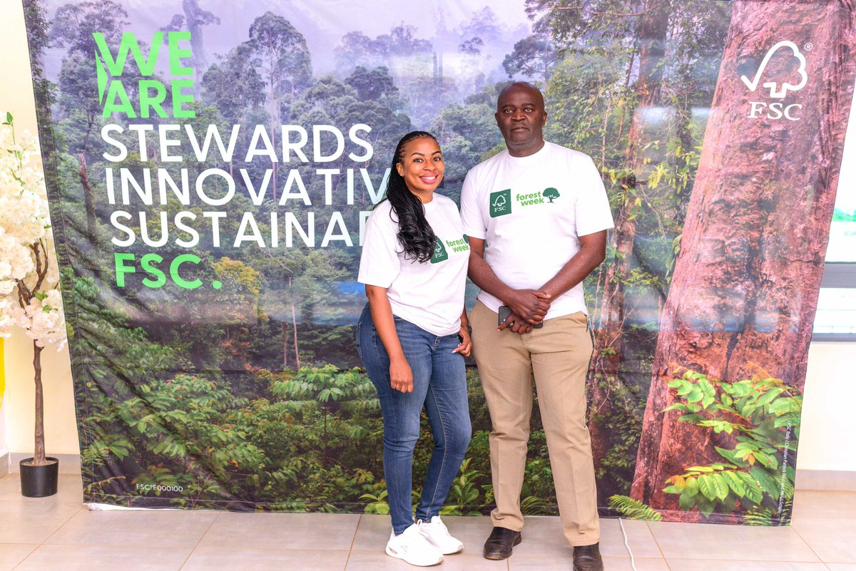 FSC_EA's tweet image. 🌍 Forest Week – Day 1 Recap 🌳
The FSC Little Forest Stewards kicked off with pledges, eco-art, a mini gallery &amp;amp; a Books for Forests drive — proving small steps by children today can grow into lasting change.
#FSCForestWeek #LittleForestStewards #FSCEasternAfrica