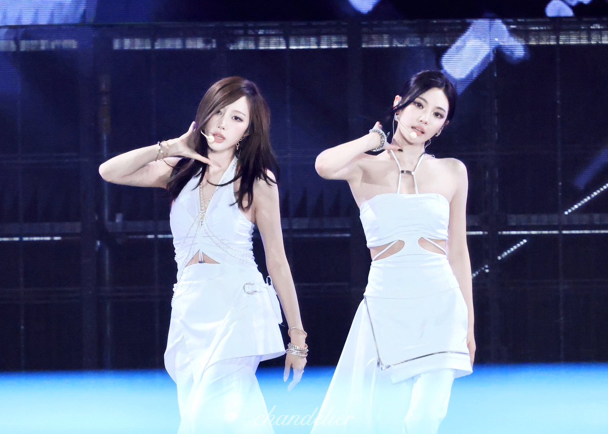 250920 TMA
#aespa #에스파
#GISELLE #지젤 #ジゼル #吉赛尔
#KARINA #NINGNING