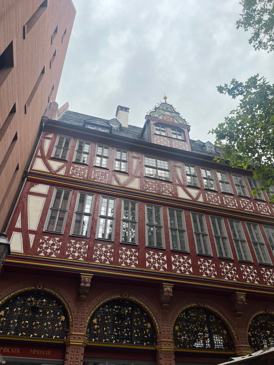 2025 marks 25 years of layover-in-g in Frankfurt. From the early #sbsta <a href="/UNFCCC/">UN Climate Change</a> gatherings to <a href="/CarbonExpo/">Carbon Expo</a> and loyalty to <a href="/lufthansa/">Lufthansa</a> entering Europe, FRA must be the most redesigned airport in my head! And a lovely city full of so many memories with dearest of friends.