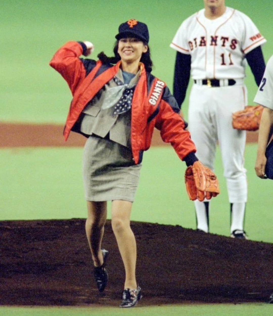 中山美穂！鏡！ 中山美穂！鏡！ Amazon.co.jp: 中山美穂 スケール 24
