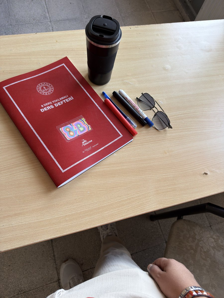 Sonbaharın ilk gününde, tamm da mevsimler konusunu anlatmak üzere 😎
Çünkü günaydınnnnnnnnn 🎉🥳🎉