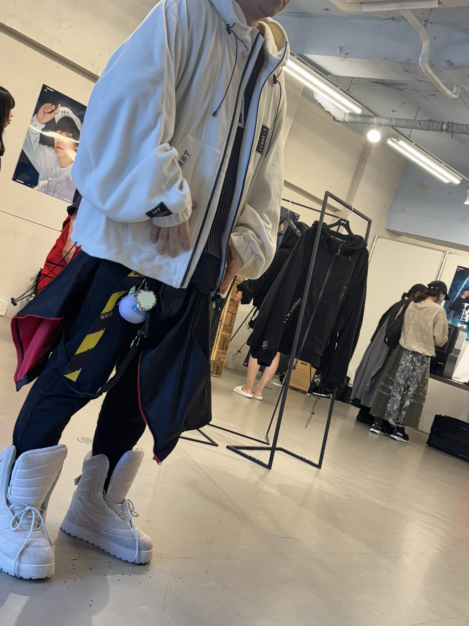 アイケーイー　ミュージシャン　　　　　IKEプロデュース　スカーフ アイケーイー ミュージシャン IKEプロデュース スカーフ Amazon
