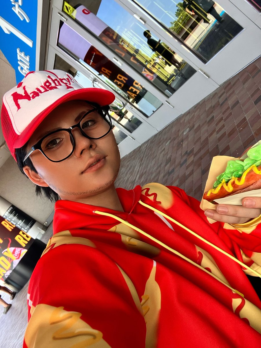 #ストグラ仮装
📡cos
レギオンでホットドッグ販売