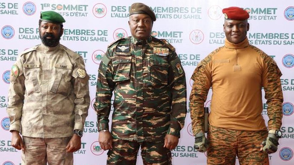 MimiMefoInfo's tweet image. Breaking News: Burkina Faso, Mali and Niger Announce Withdrawal from ICC

Burkina Faso, Mali and Niger declared on Monday, September 22, that they are withdrawing from the International Criminal Court (ICC) with immediate effect. The coordinated announcement, made in Bamako,…