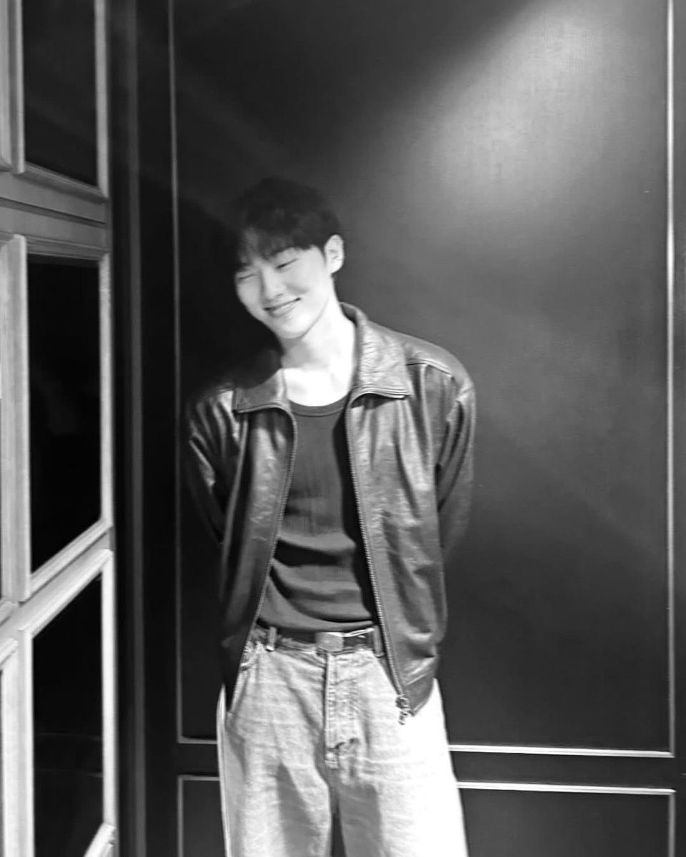 gruehart's tweet image. 