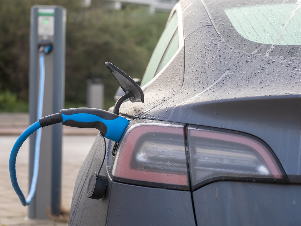 FleetWorldGroup's tweet image. Geotab is now able to link directly to Tesla vehicles, unlocking enhanced fleet performance and efficiency. #Geotab #Tesla
fleetworld.co.uk/?p=127384