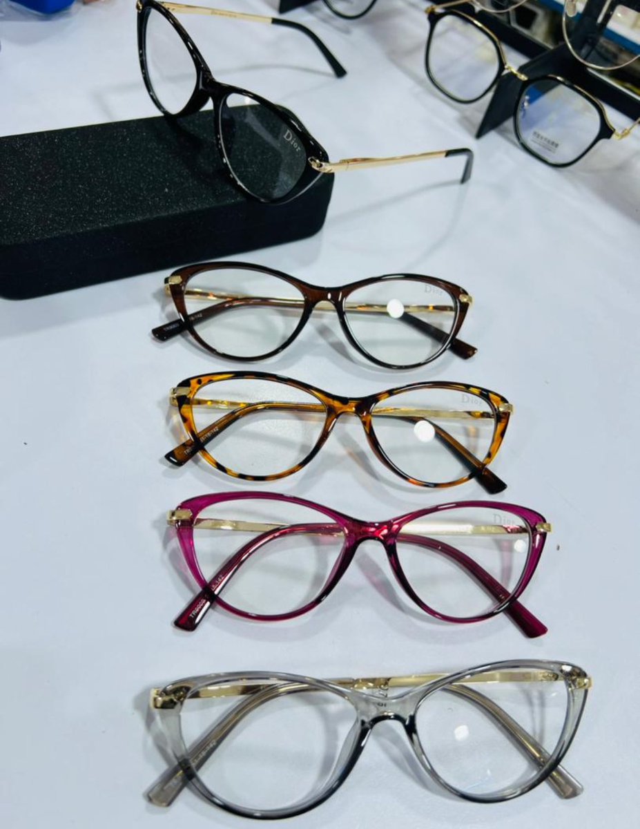 Esther_Tabamubi's tweet photo. Girlies don’t miss 🔥 🔥
🏷️ 45k
Call/WhatsApp 0707247174
#Antiglares #ComputerGlasses https://t.co/poqCFVq1ad
