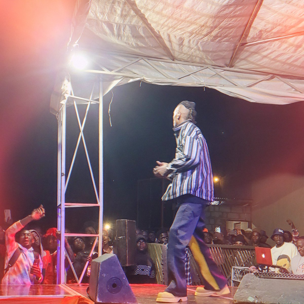 DJErycom's tweet image. Yesterday, Legendary @JChameleone Entertained Us @ErykaHotel. Thank You @GSB_Uganda