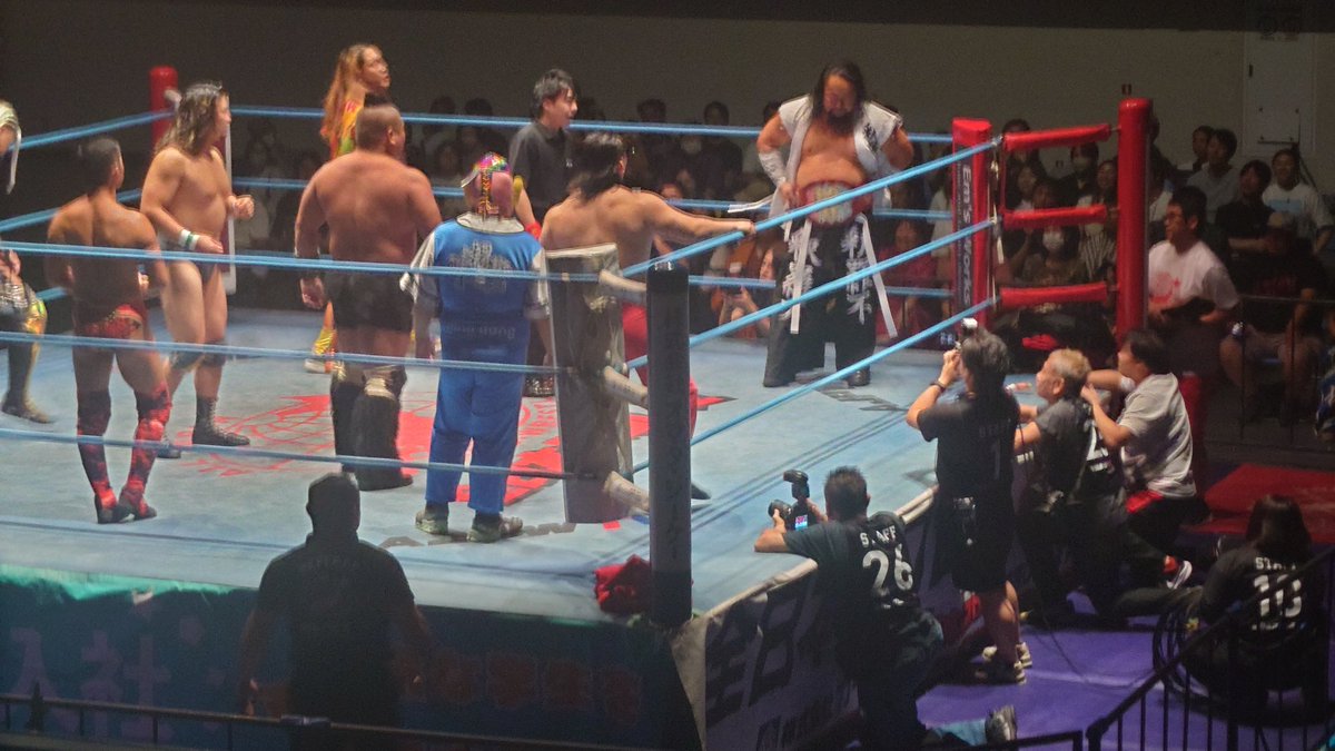 チャンピオンがチャンピオンののラップで入ってくるのは意味がわかる

#ajpw
#ゼンニチ秋の夢空間