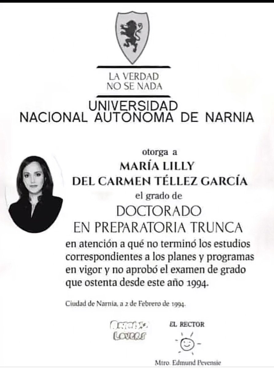 Doctorado en pendejez. 
⁦<a href="/LillyTellez/">Lilly Téllez</a>⁩ . RP, sólo tú puedes hacerlo viral. Jajaja más Jajaja