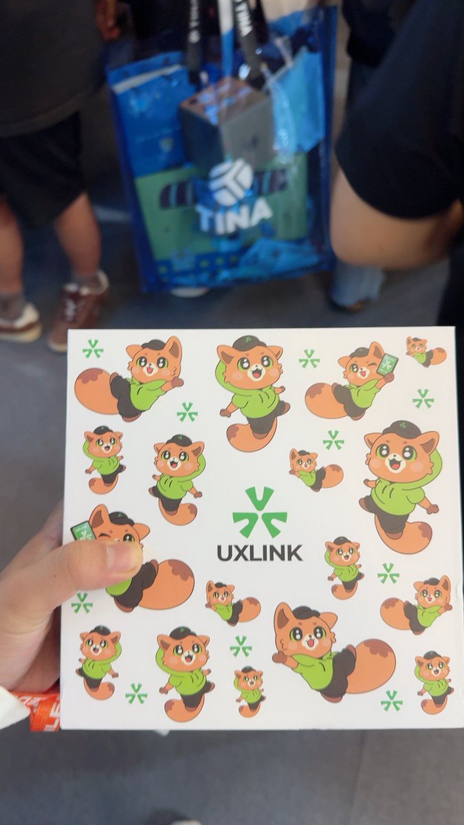 跟单5000u买了个礼盒🎁<a href="/UXLINKofficial/">UXLINK</a> 
<a href="/cryptobraveHQ/">加密无畏</a>