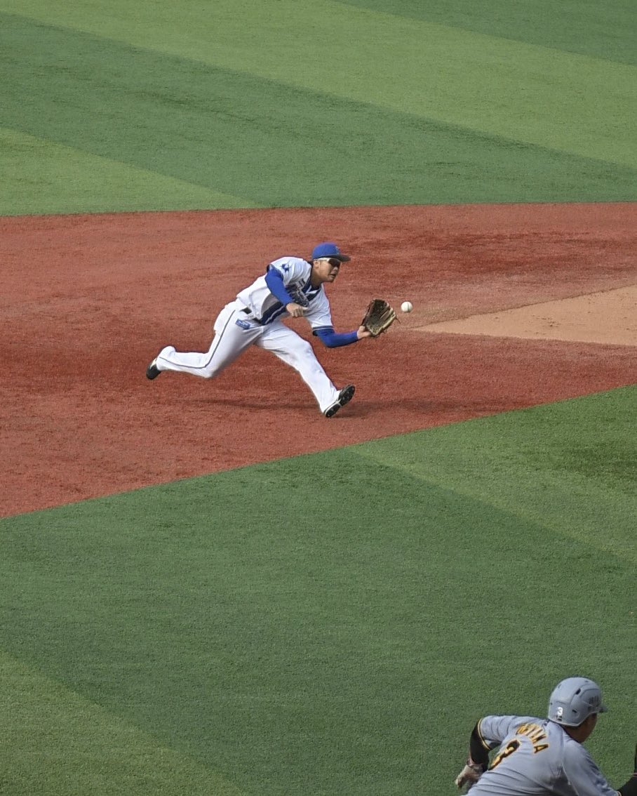 skprancham's tweet image. 石上選手、ナイスキャッチ👏👏👏
2025/09/23
#石上泰輝