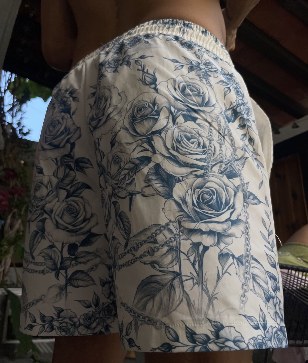 BEBE🇲🇽 (@bebedelghetto) on Twitter photo 