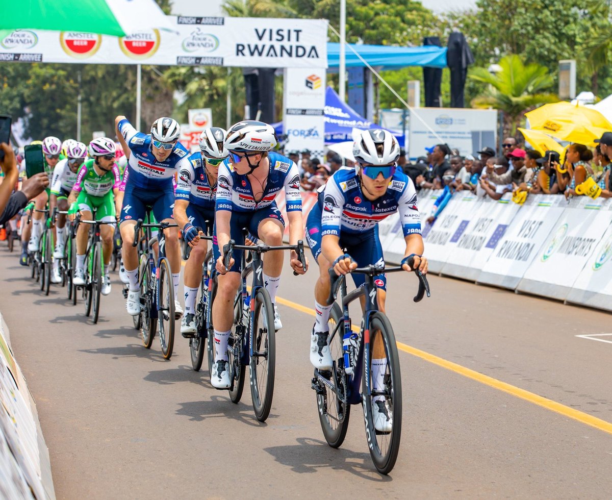 Aba bajeni nibo bambere ku isi ariko bari  gukora ubusa kabisa…

Kuki batabajyamye mu Ntara ngo baterere Shyorongi cg Kamonyi??

Tour du Rwanda niyo ya danger kabisa 💀🥹