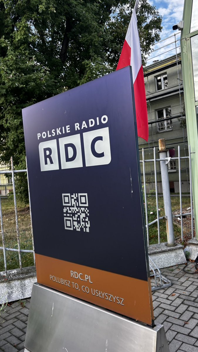 Michał Baranowski (@m_baranowski) on Twitter photo Zapraszam już za chwilę do <a href="/rdcpolskieradio/">Polskie Radio RDC</a>
Tematy:
- Rada Bezpieczeństwa ONZ
- gospodarcza przyszłość Ukrainy
- gospodarka Europy w kontekście zagrożenia
- wizyta szefa MSZ Chin Zapraszam już za chwilę do <a href="/rdcpolskieradio/">Polskie Radio RDC</a>
Tematy:
- Rada Bezpieczeństwa ONZ
- gospodarcza przyszłość Ukrainy
- gospodarka Europy w kontekście zagrożenia
- wizyta szefa MSZ Chin