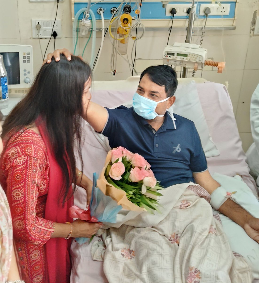 गुर्जर-मीणा समाज का भाईचारा 

राजस्थान की धरती पर सदियों से भाईचारे और आपसी मेलजोल की परंपरा रही है।

दोनों समाज खेती-किसानी, पशुपालन ,निवास और वीरता की गौरवशाली परंपरा से जुड़े रहे हैं।

इनकी सांस्कृतिक विरासत, लोकगीत, त्यौहार और रीति-रिवाज एक-दूसरे से गहराई से मेल खाते हैं।