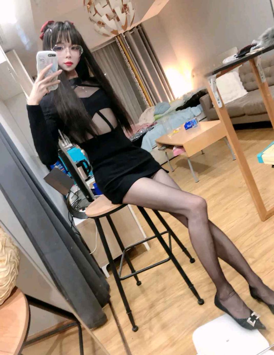 CDdongdongzi's tweet image. 求助，有没有朋友知道这位是谁，有个老板找我说是被骗了，怀疑是冒用了照片(*｀･з･)ﾑｯ