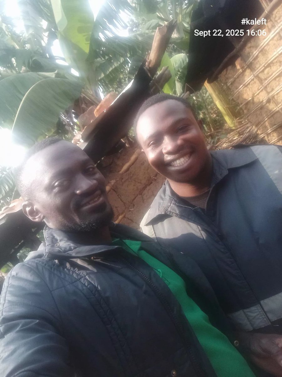 NutritionistKD's tweet image. Returned at the hospital at 630pm from the Communities of Kanungu with Dan Alex a Community Nurse @BwindiHospital.

We explored 3 villages, visited 10 at risk families, referred 2, found 2 cured of Malnutrition after 1 months discharge and offered Nutrition Education to…